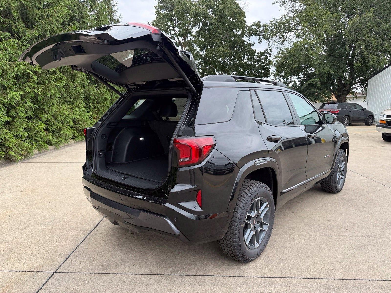 2027 GMC Terrain AWD AT4