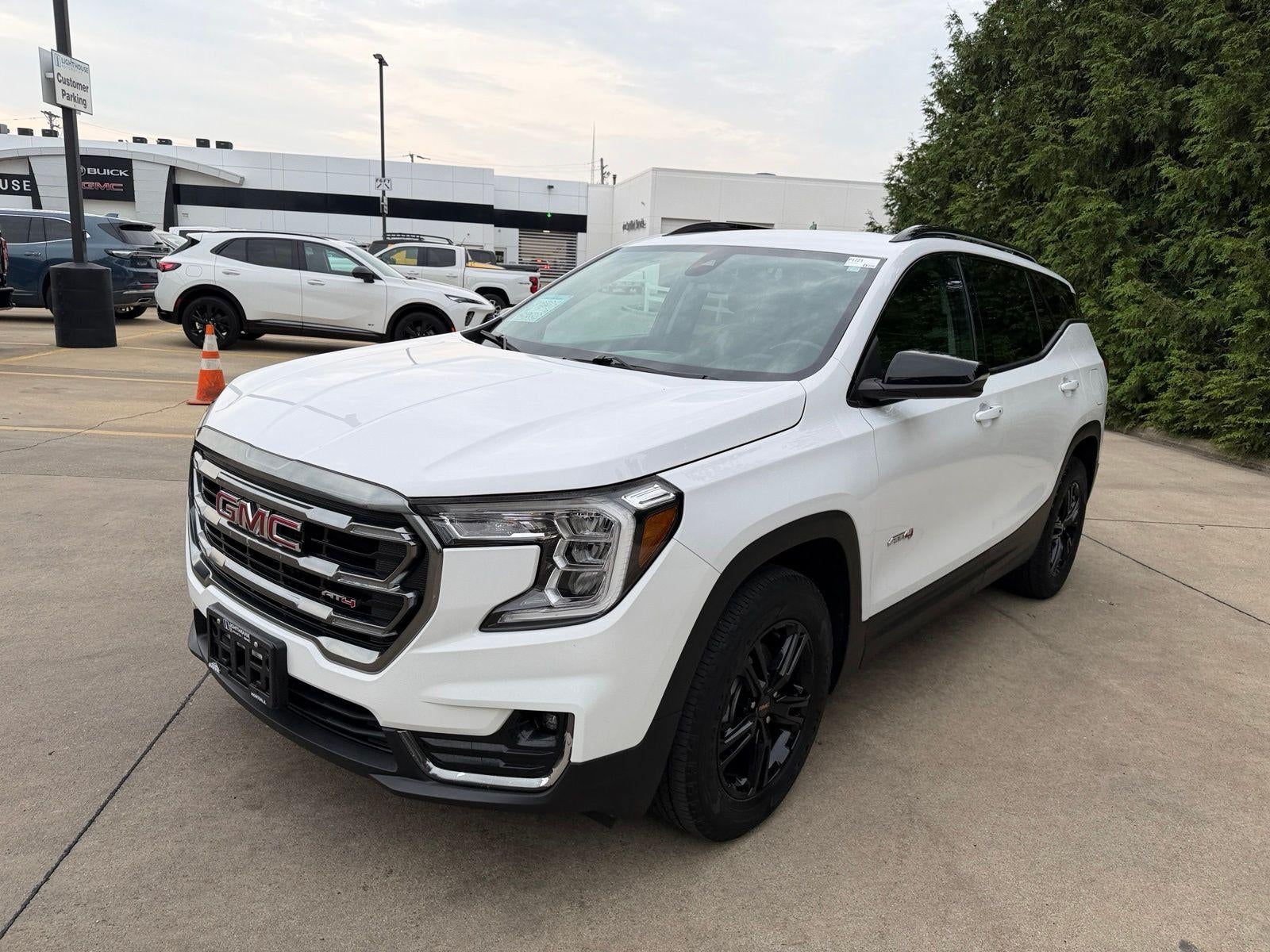 2022 GMC Terrain AT4