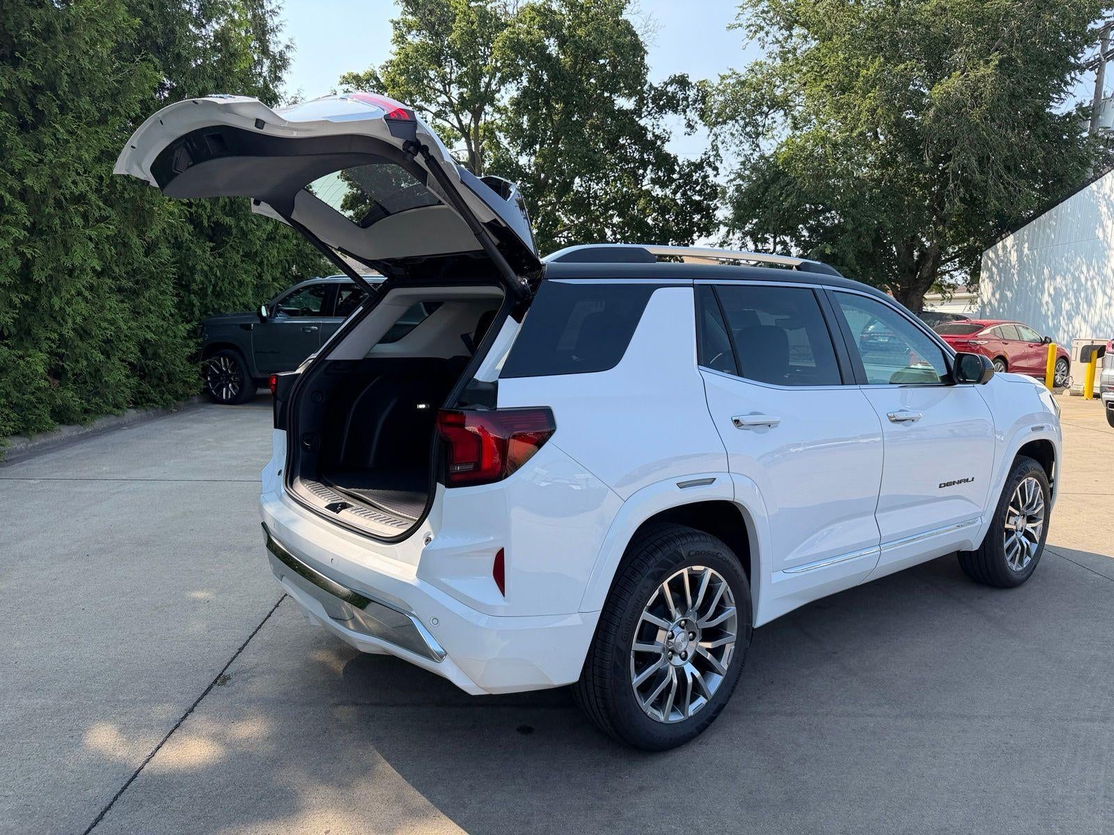 2027 GMC Terrain AWD Denali
