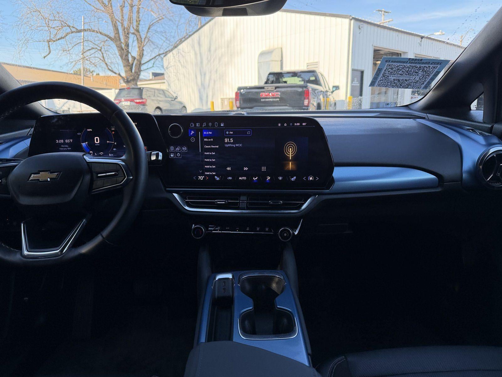 2025 Chevrolet Equinox EV LT