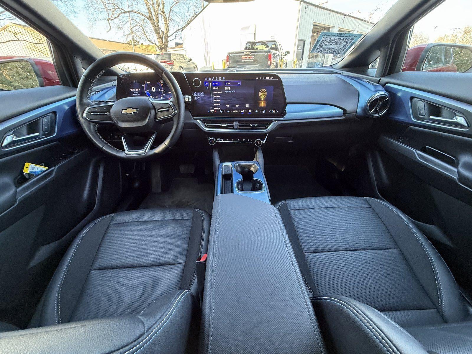 2025 Chevrolet Equinox EV LT