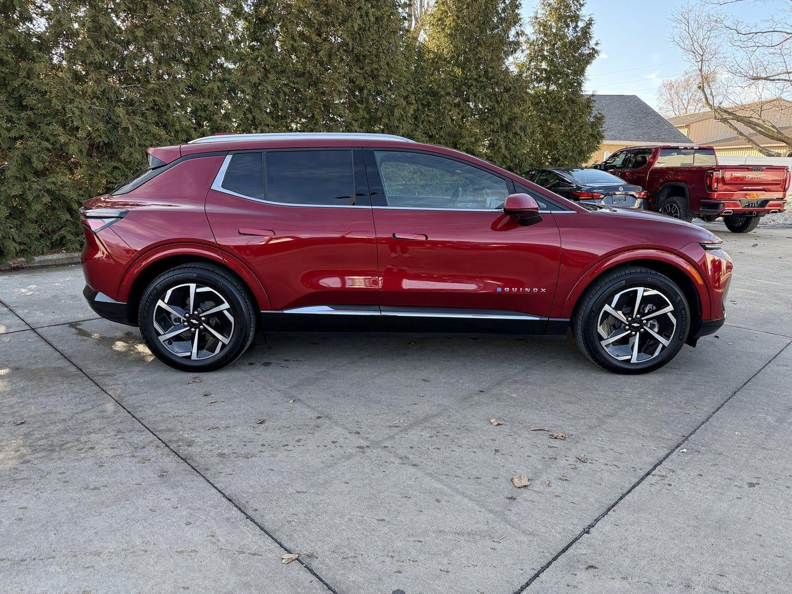 2025 Chevrolet Equinox EV LT