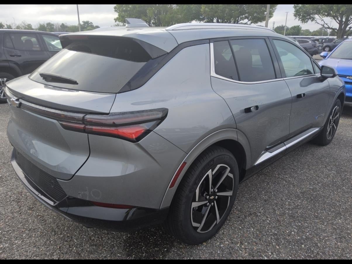 2025 Chevrolet Equinox EV LT