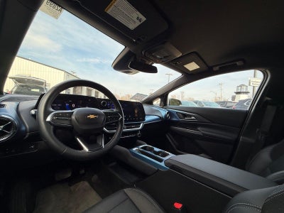 2025 Chevrolet Equinox EV LT