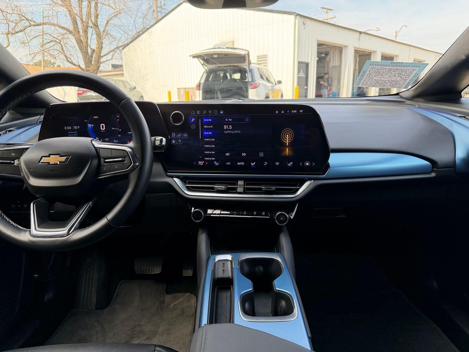 2025 Chevrolet Equinox EV LT