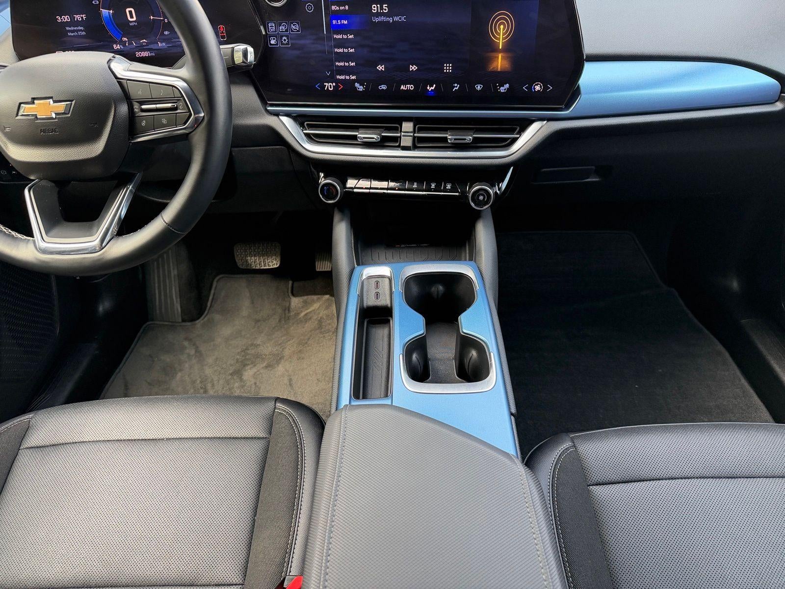 2025 Chevrolet Equinox EV LT