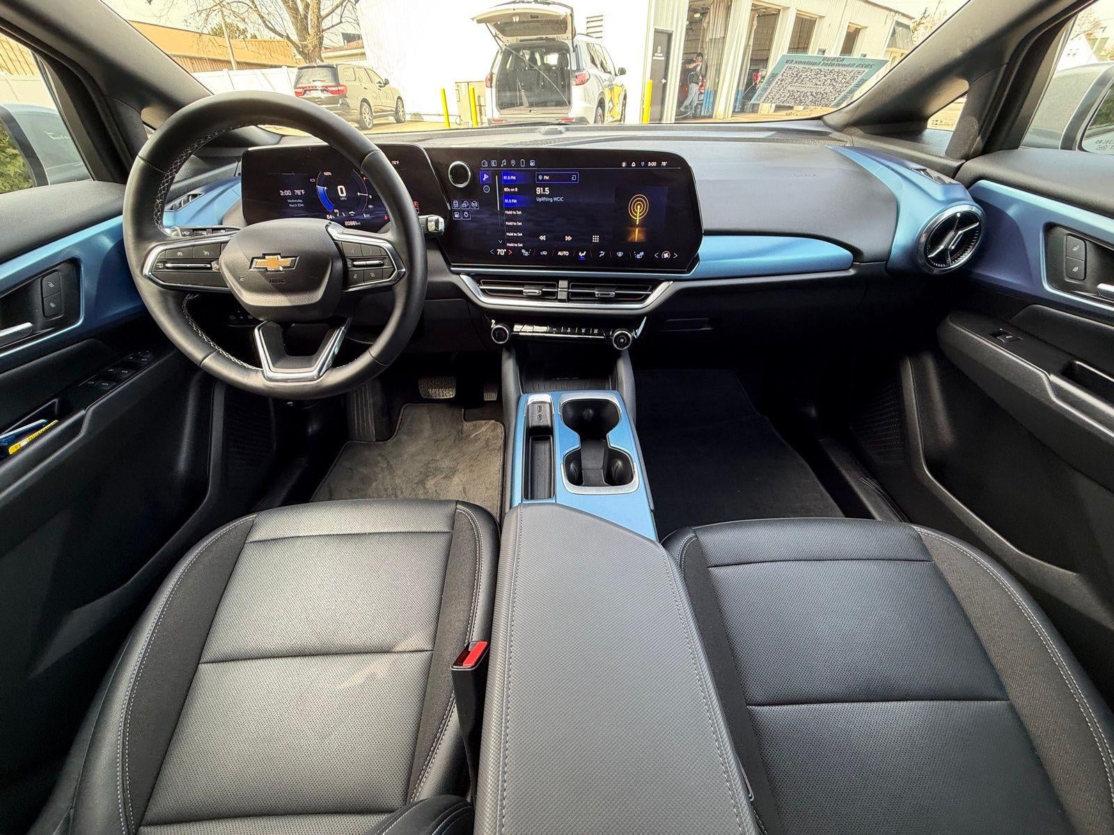 2025 Chevrolet Equinox EV LT