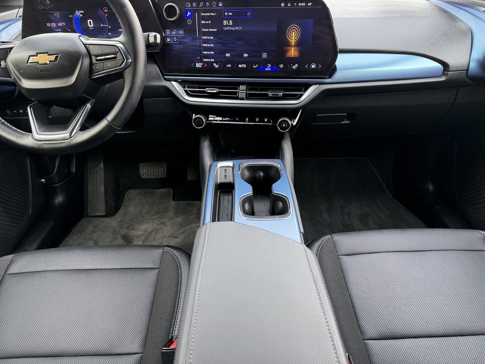 2025 Chevrolet Equinox EV LT