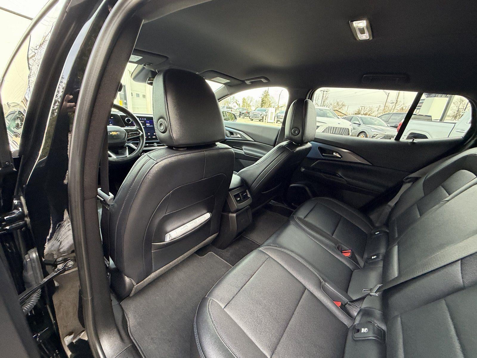 2025 Chevrolet Equinox EV LT