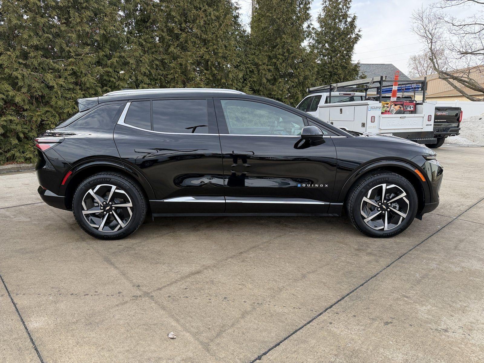 2025 Chevrolet Equinox EV LT