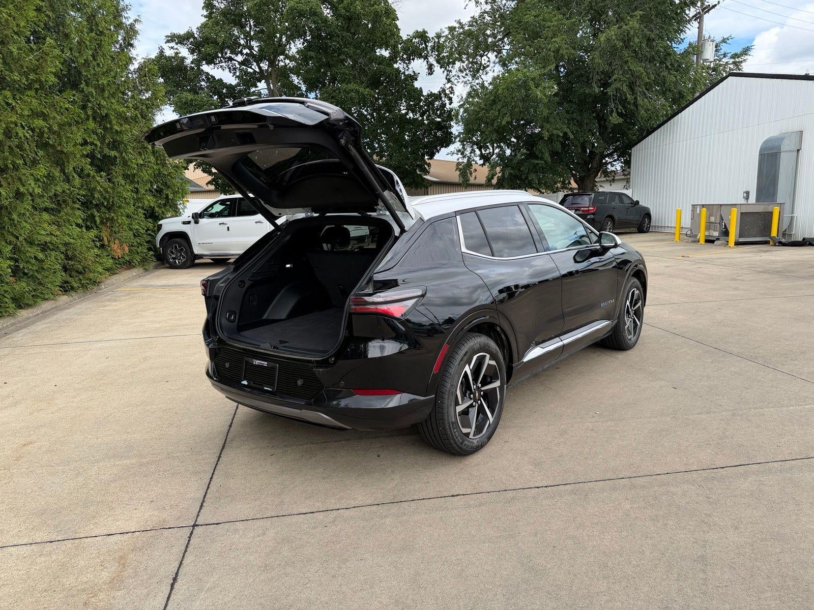 2025 Chevrolet Equinox EV LT