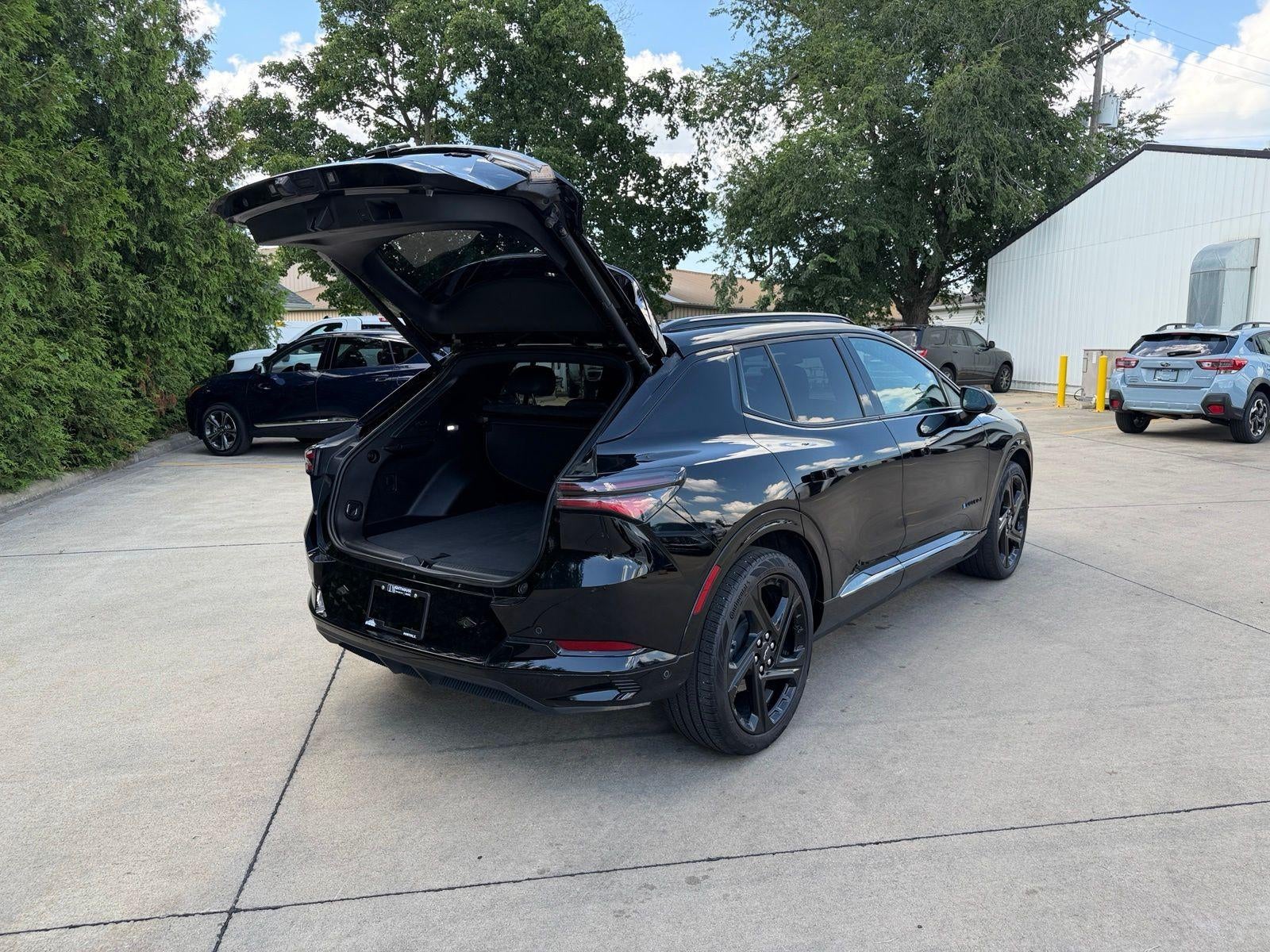 2024 Chevrolet Equinox EV RS