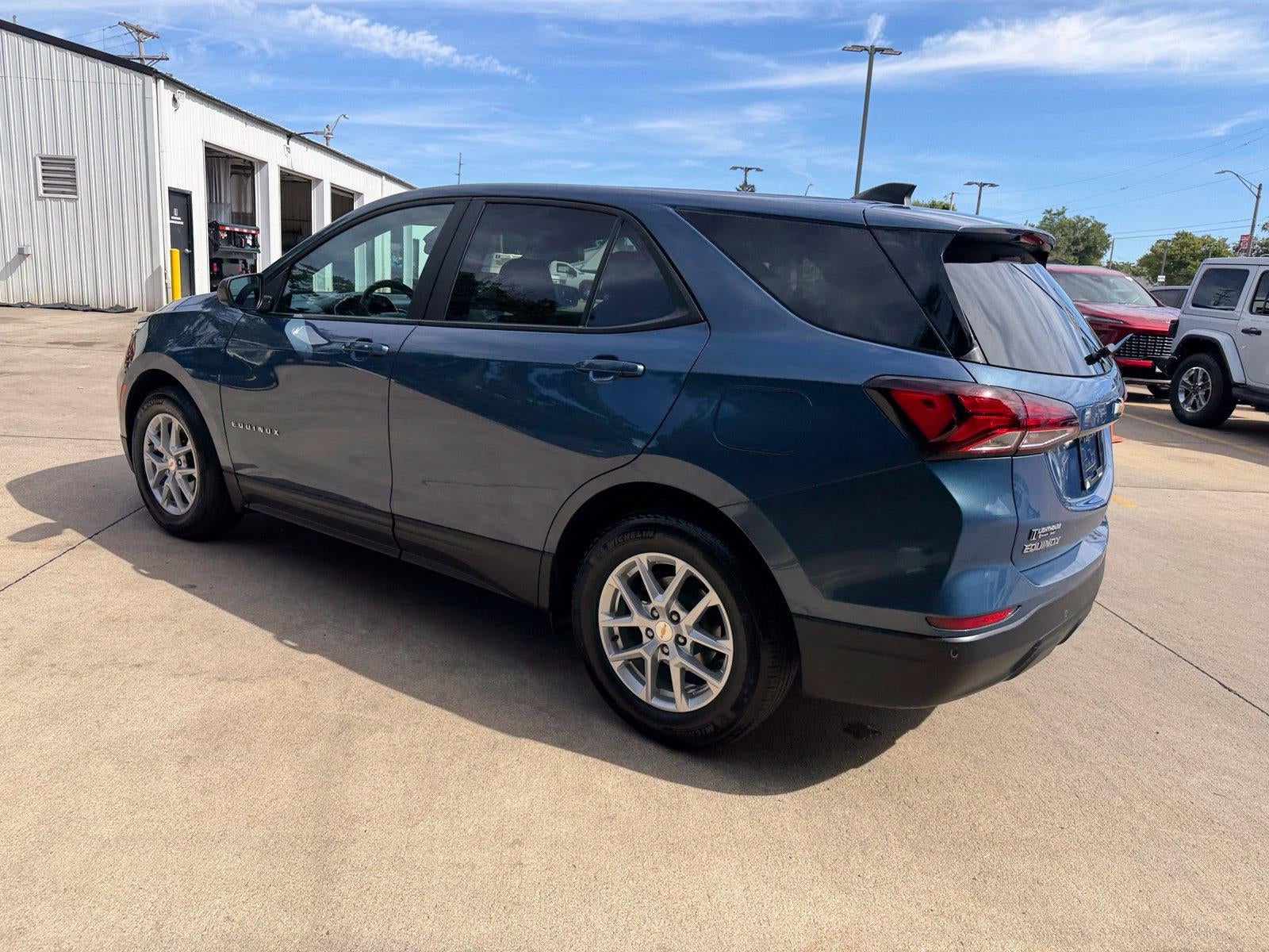 2024 Chevrolet Equinox LS