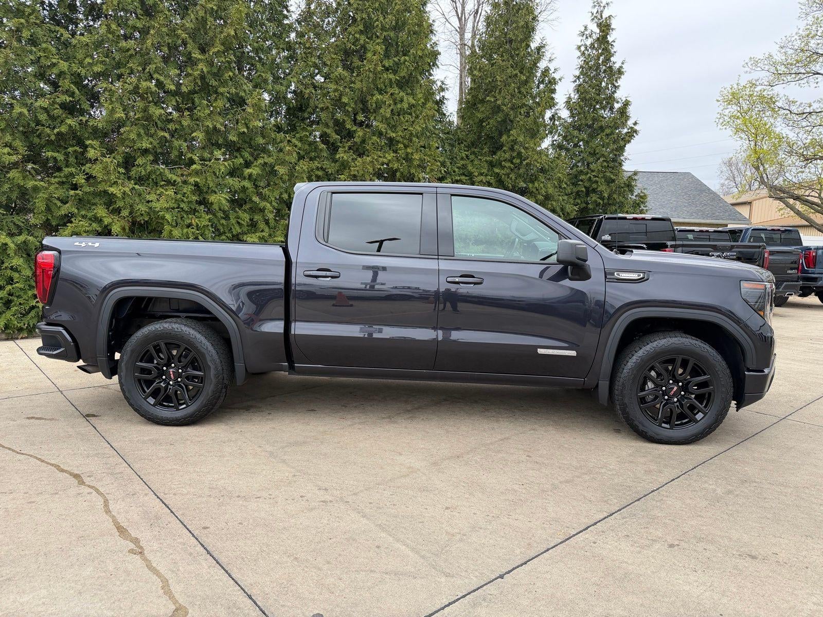 2024 GMC Sierra 1500 Elevation