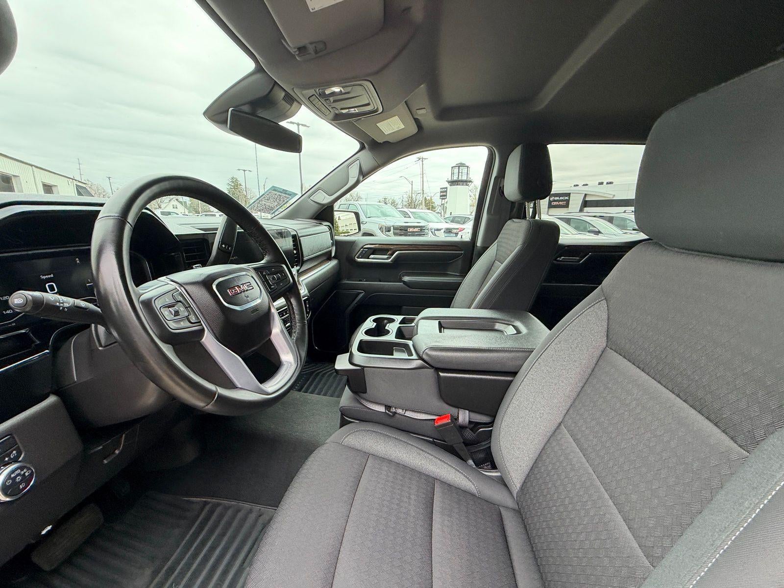 2024 GMC Sierra 1500 Elevation