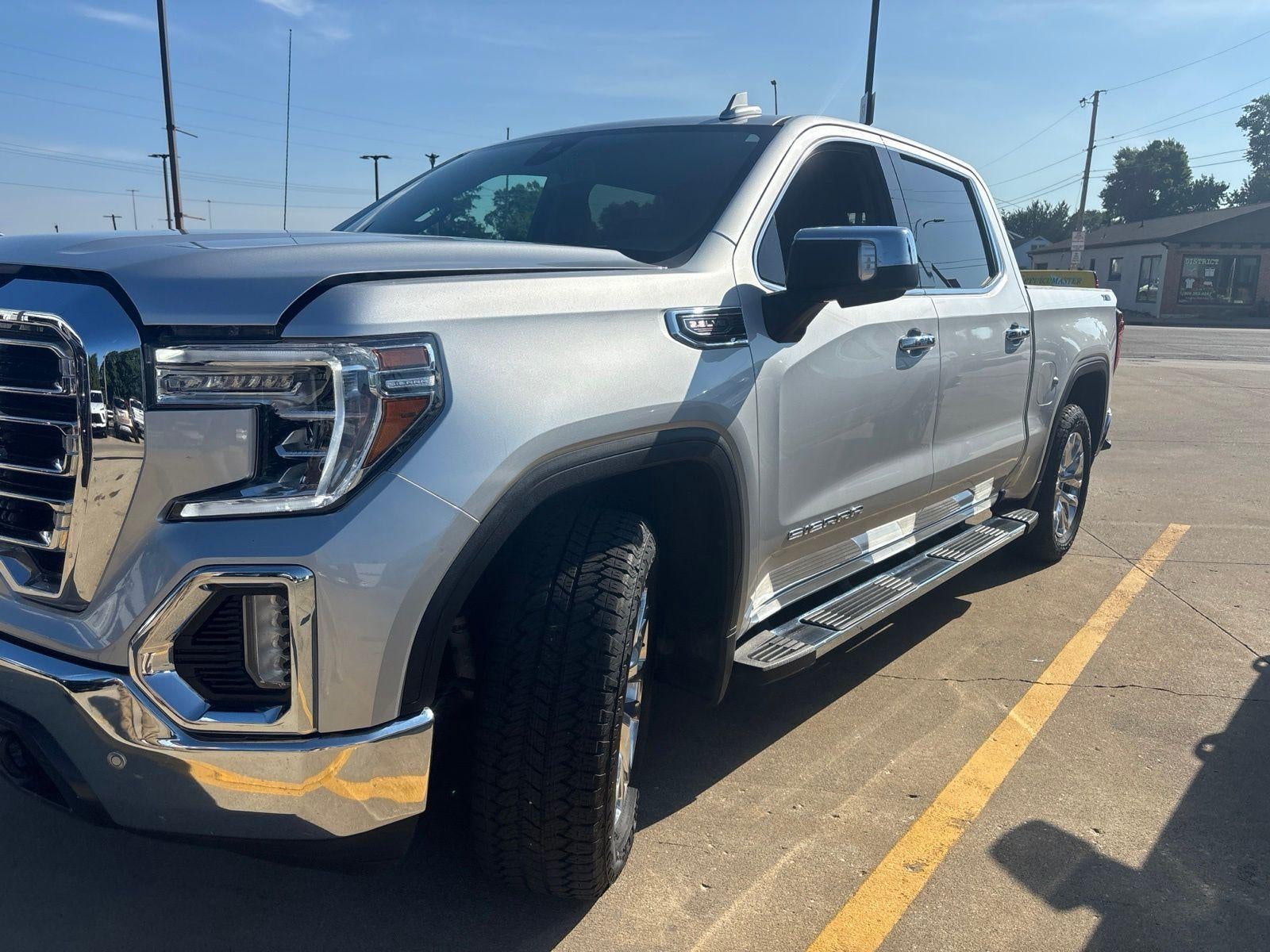 2021 GMC Sierra 1500 SLT