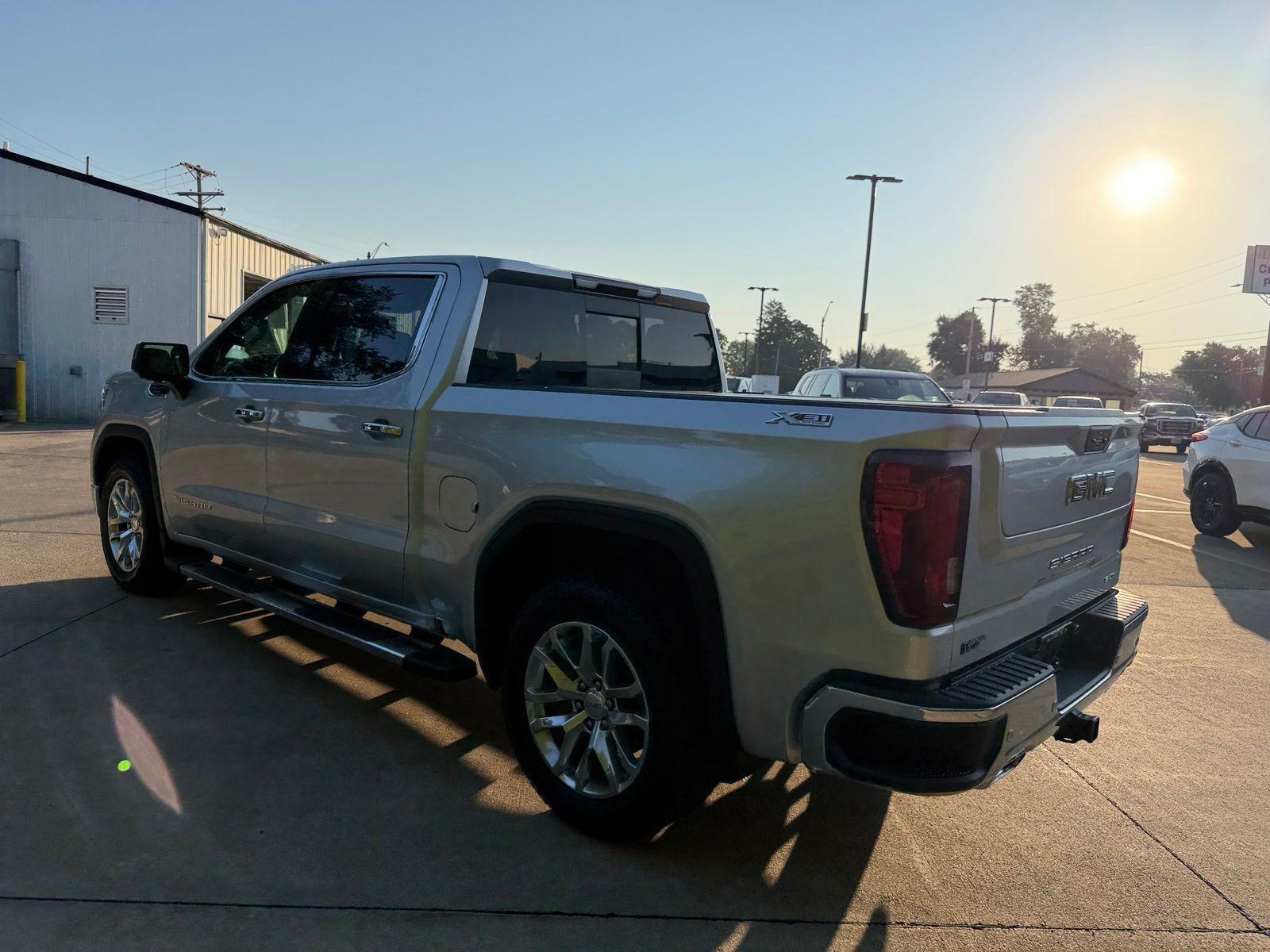 2021 GMC Sierra 1500 SLT
