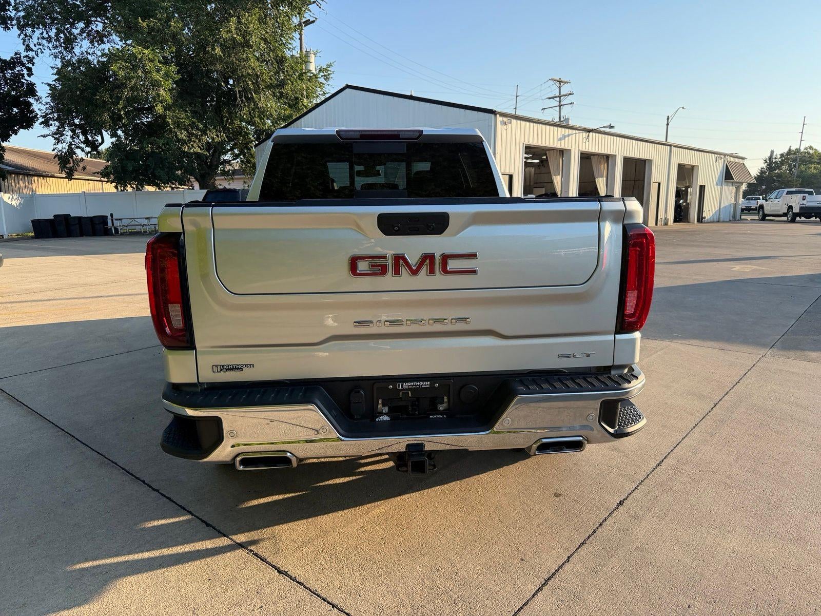 2021 GMC Sierra 1500 SLT