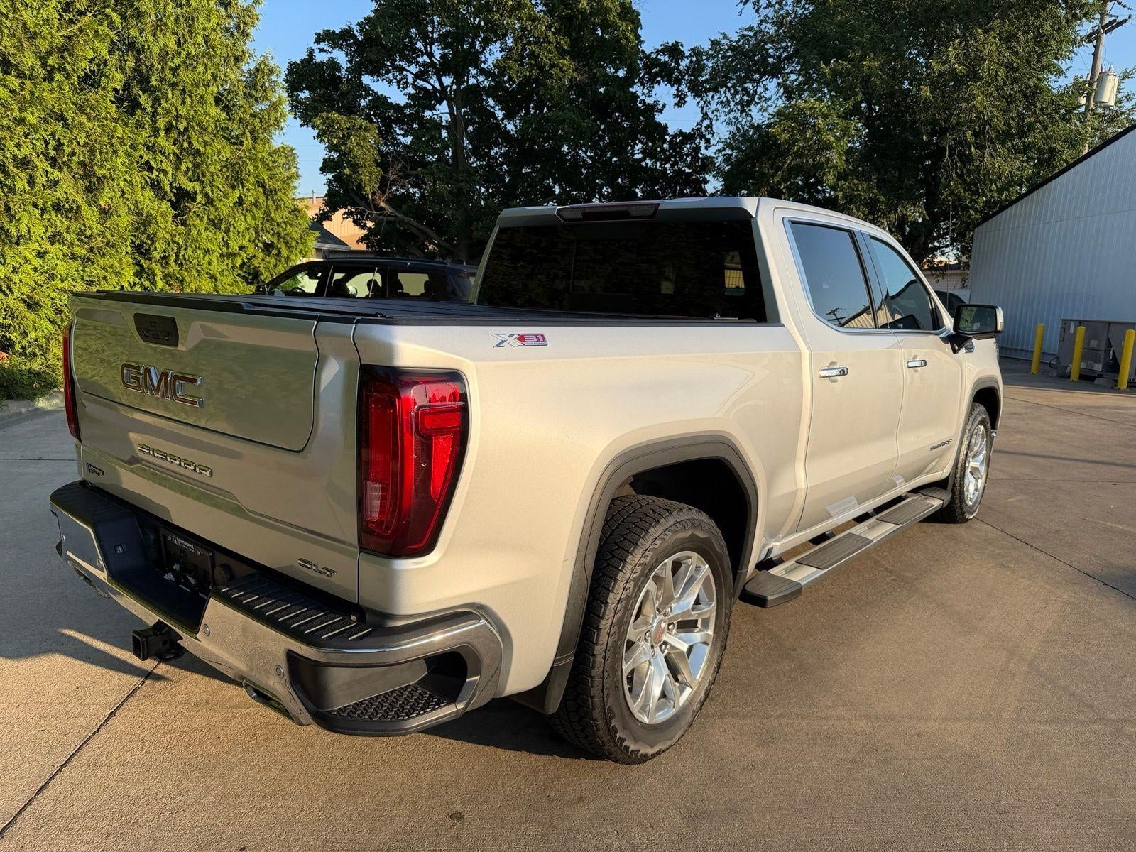 2021 GMC Sierra 1500 SLT