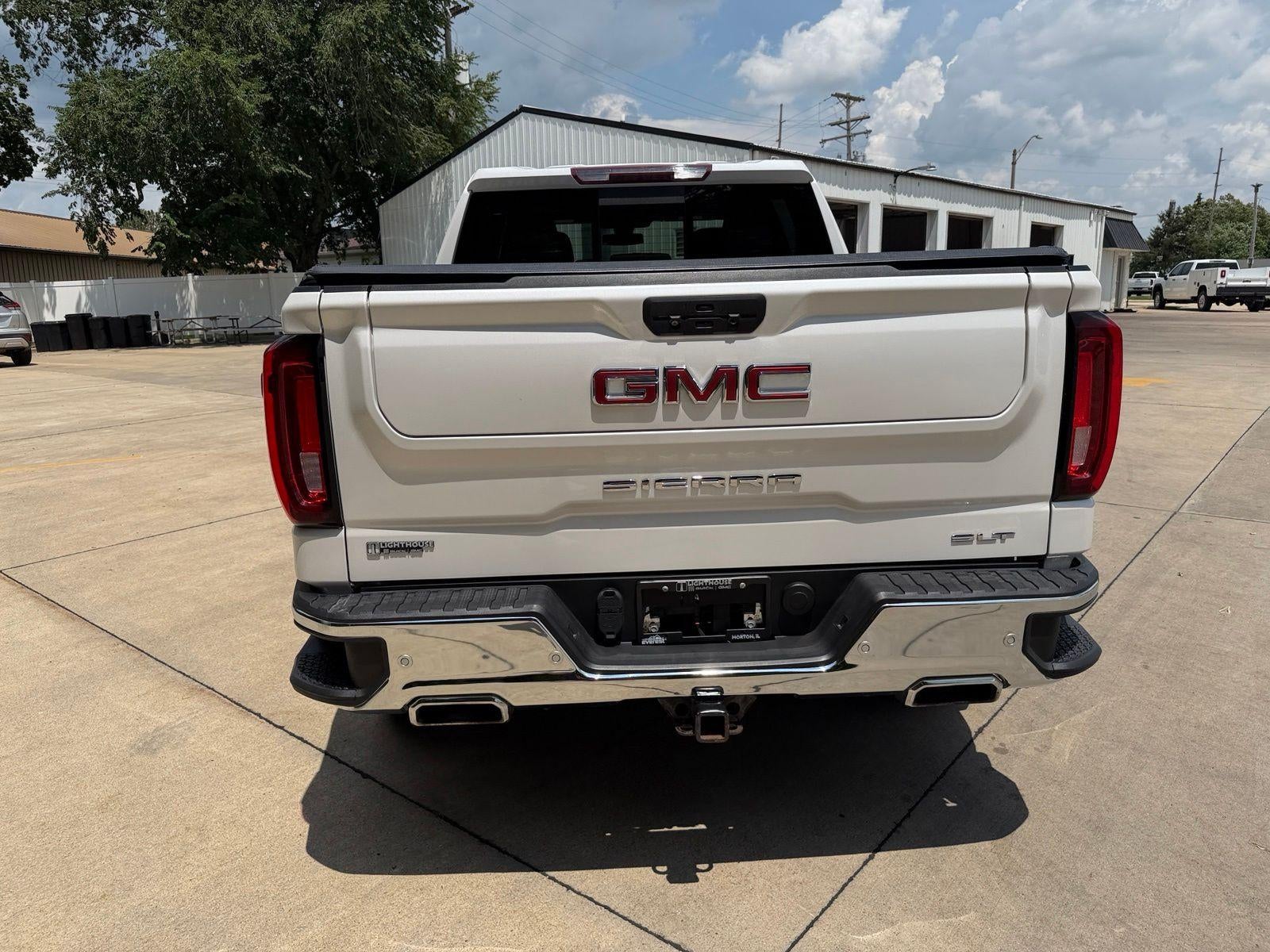 2021 GMC Sierra 1500 SLT