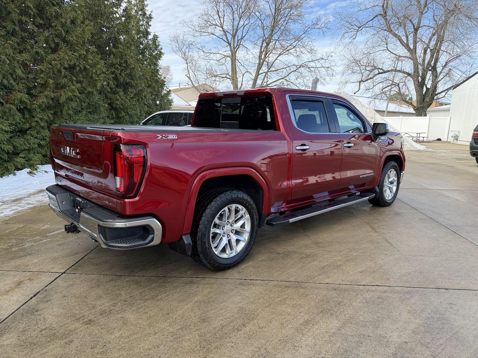 2021 GMC Sierra 1500 SLT