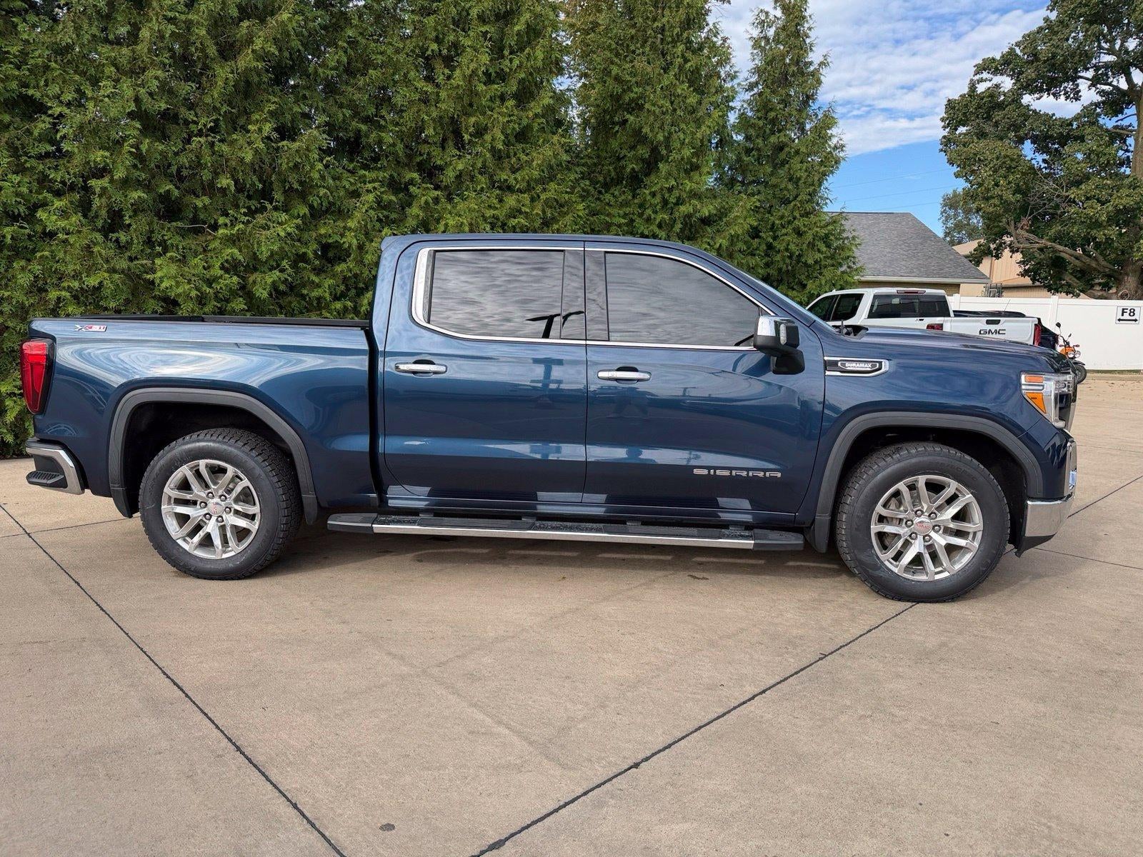 2021 GMC Sierra 1500 SLT