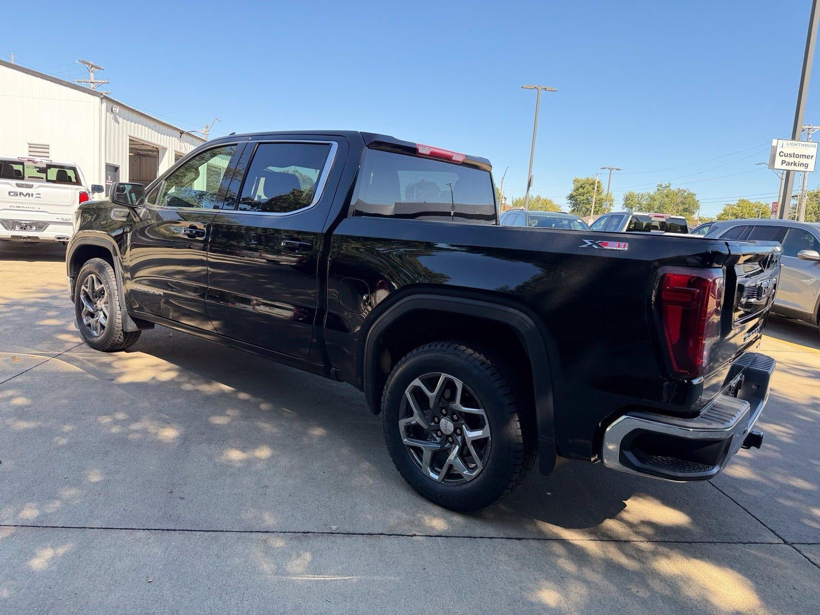 2024 GMC Sierra 1500 SLE