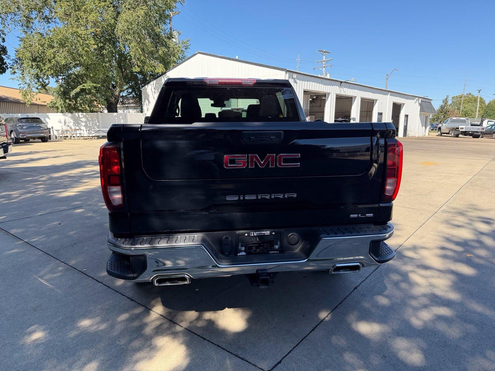2024 GMC Sierra 1500 SLE