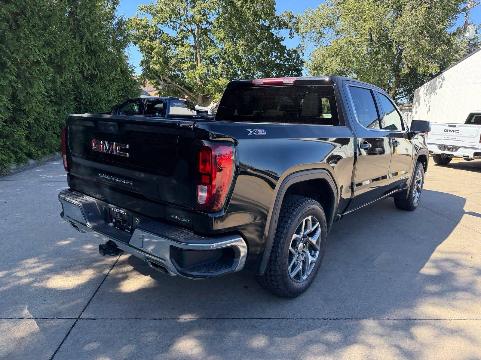 2024 GMC Sierra 1500 SLE
