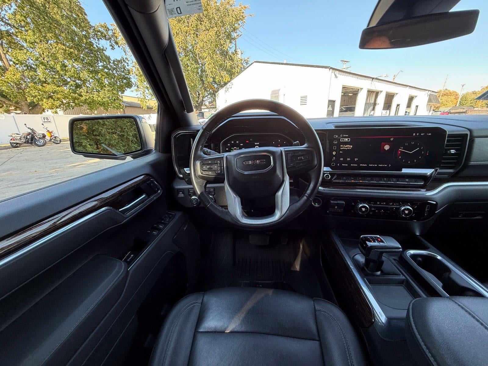 2025 GMC Sierra 1500 Elevation