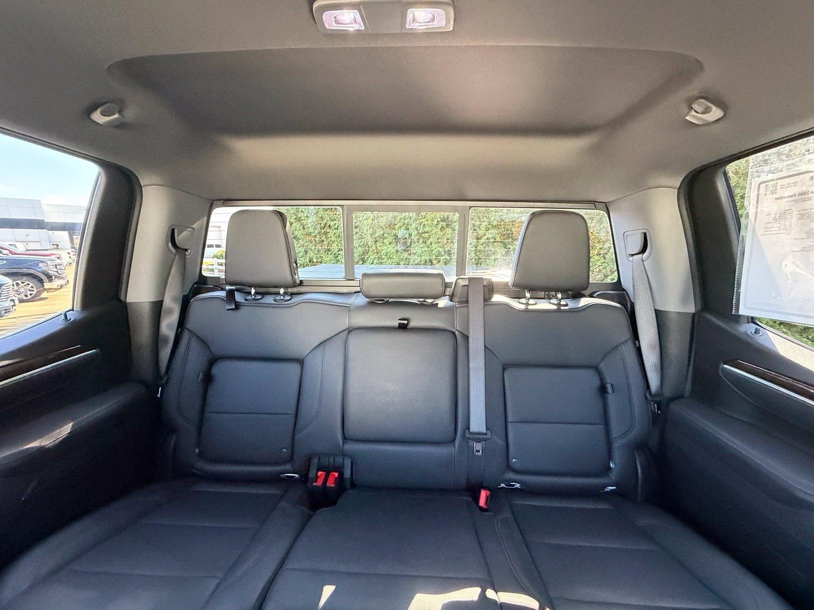 2025 GMC Sierra 1500 Elevation