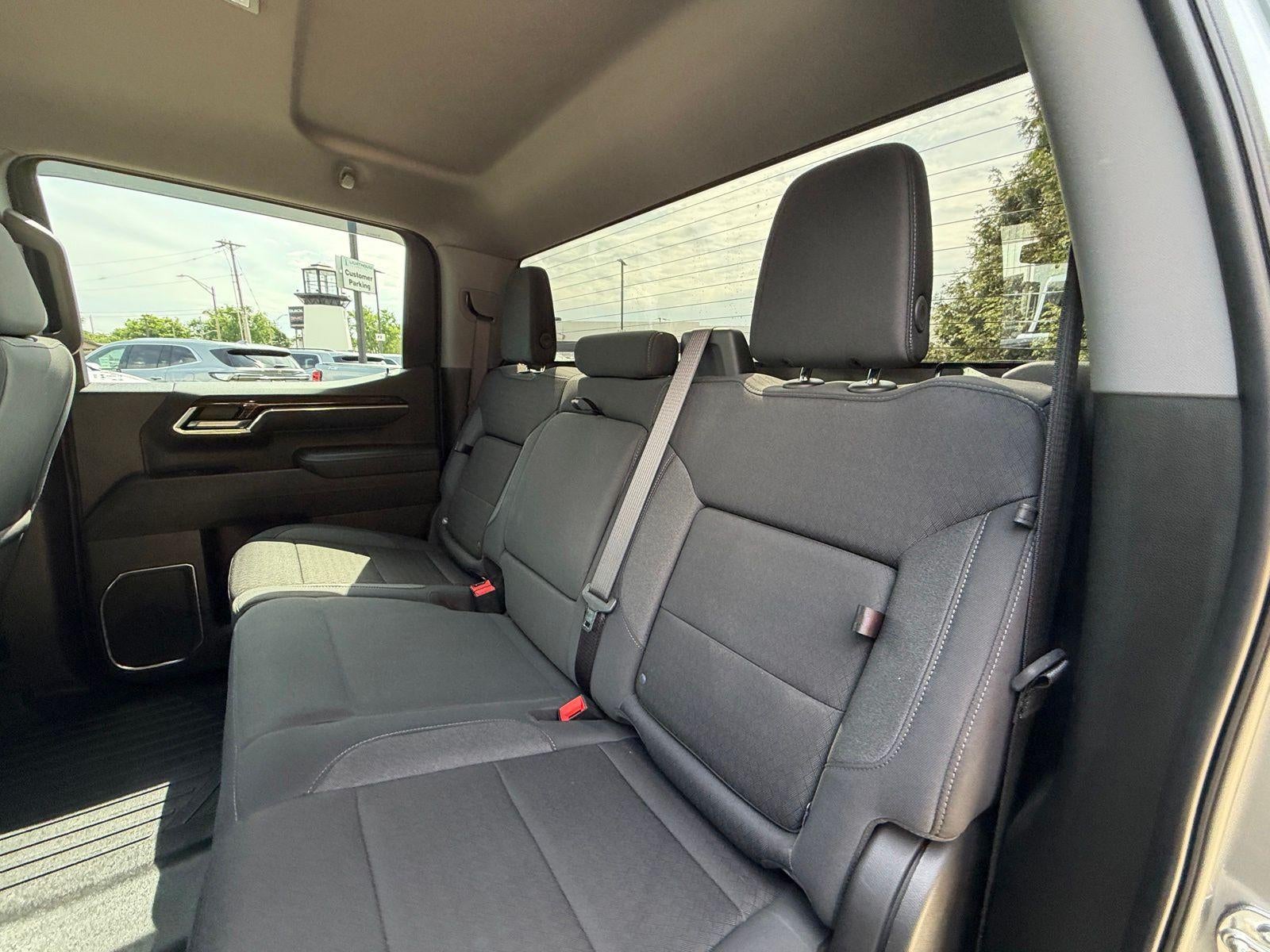2025 GMC Sierra 1500 Elevation