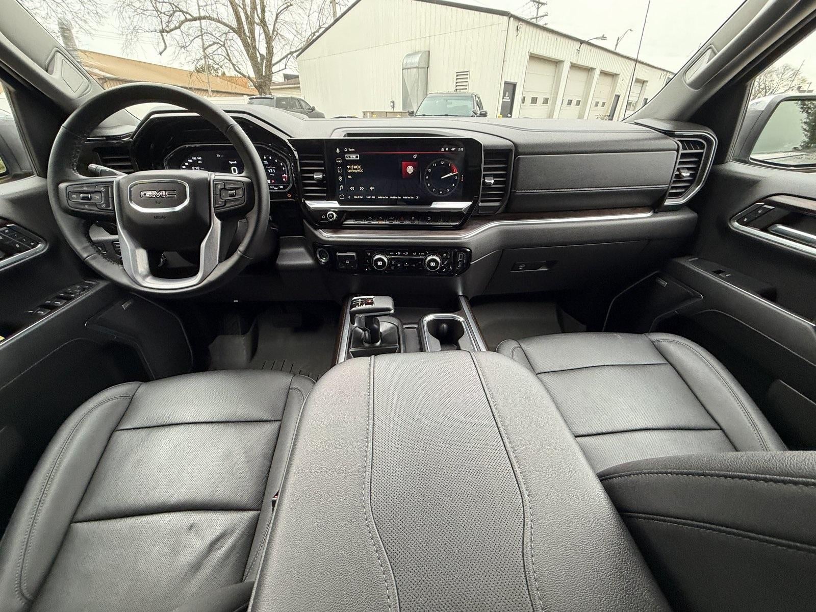 2023 GMC Sierra 1500 SLT