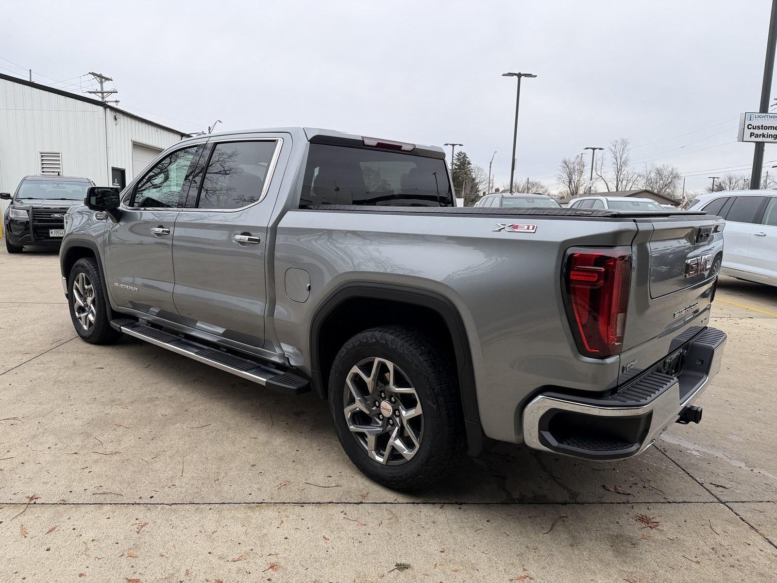 2023 GMC Sierra 1500 SLT