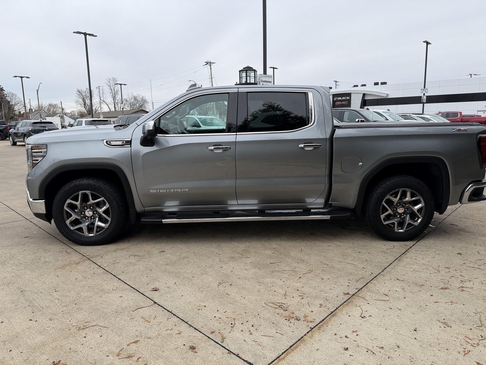 2023 GMC Sierra 1500 SLT