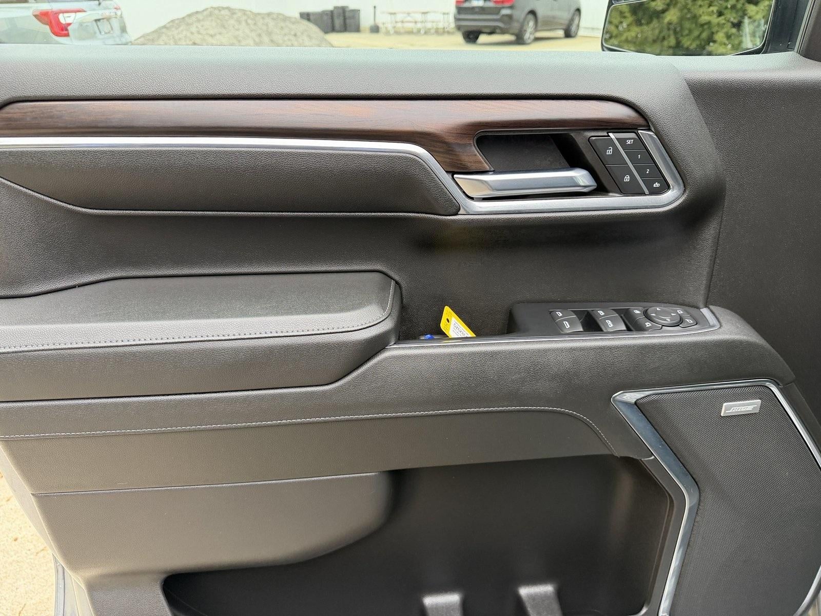 2023 GMC Sierra 1500 SLT