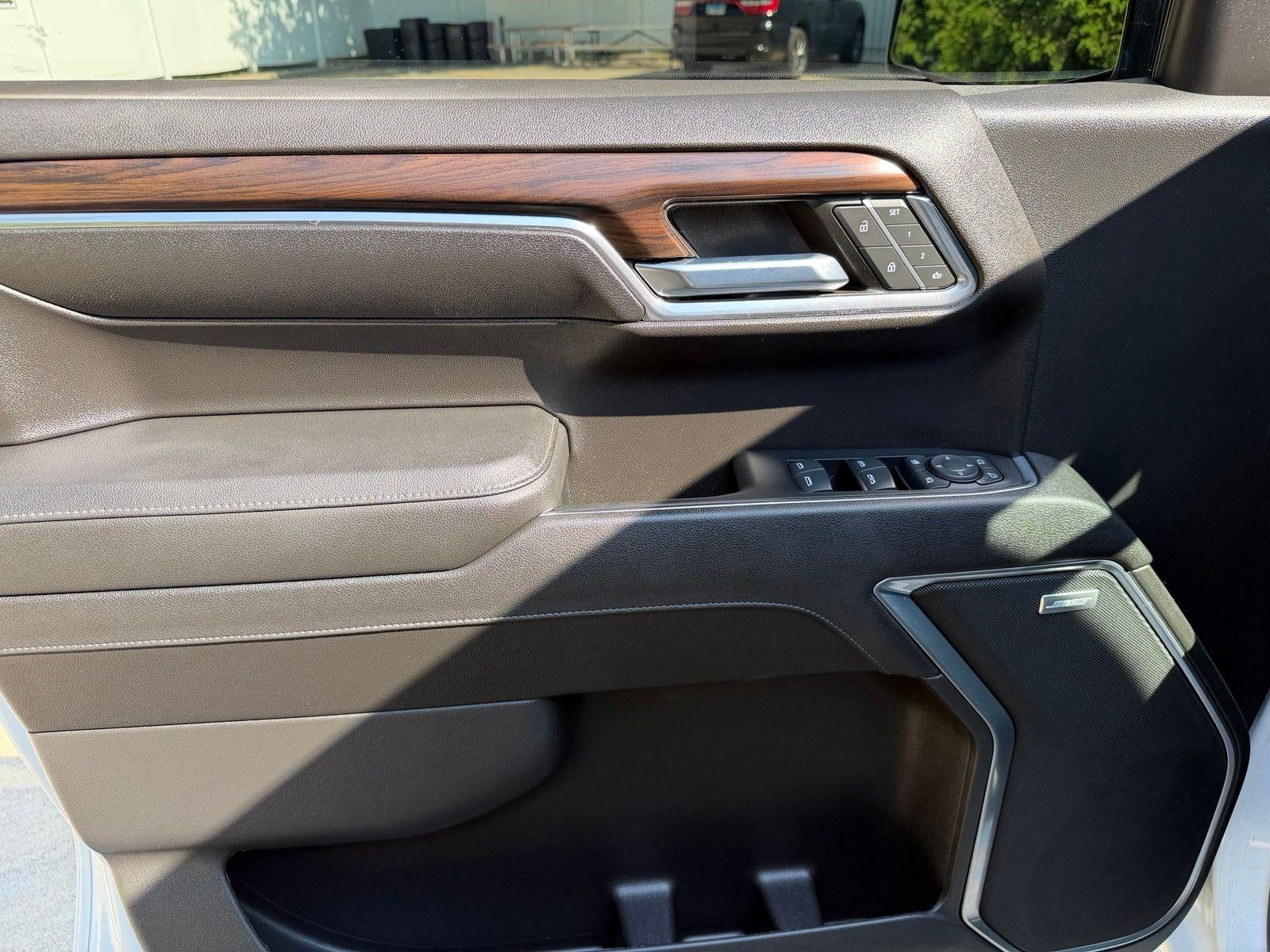 2023 GMC Sierra 1500 SLT