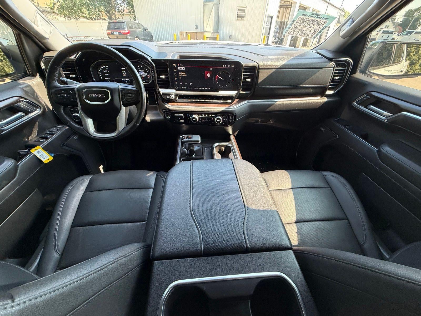 2023 GMC Sierra 1500 SLT