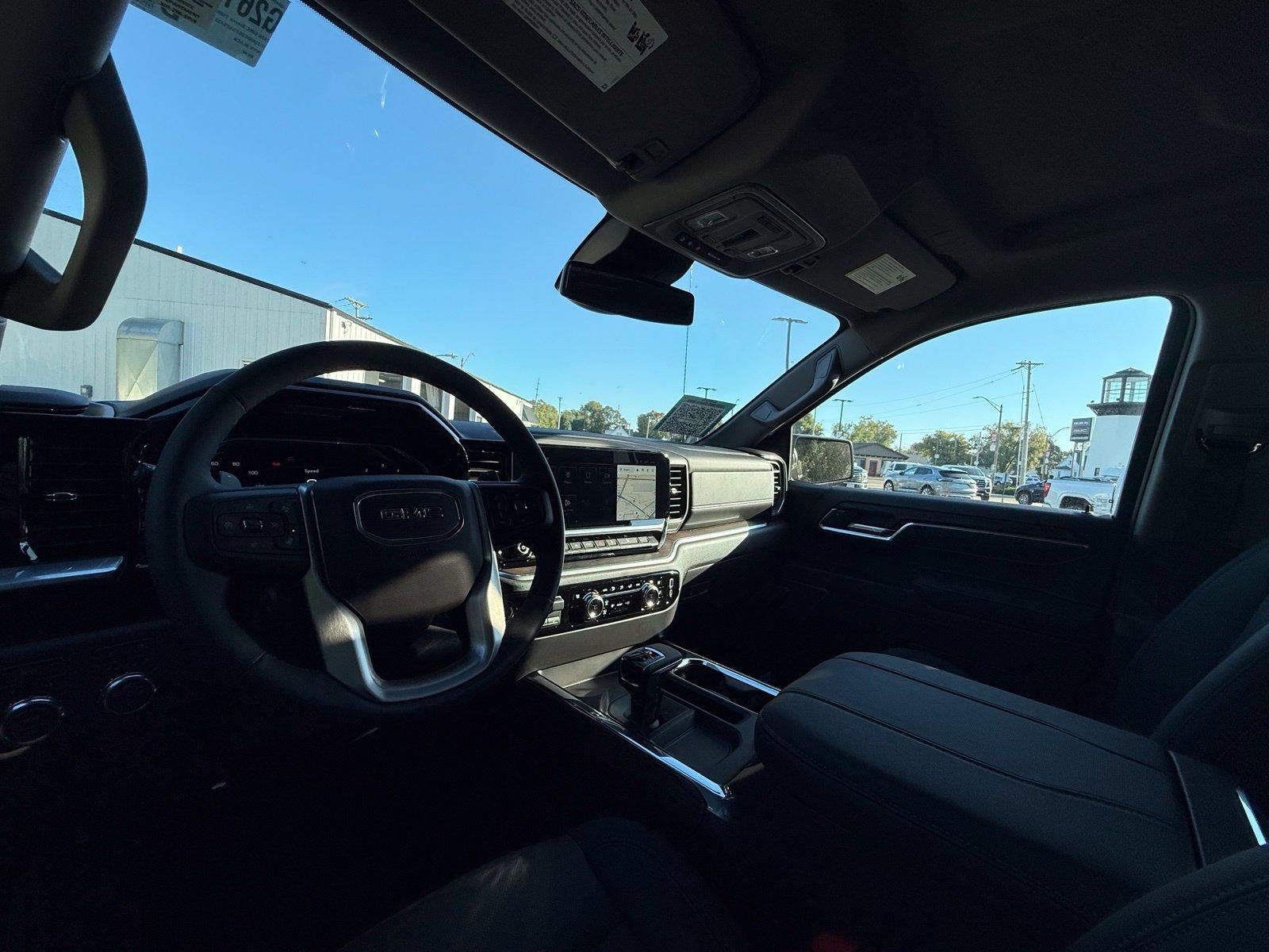 2026 GMC Sierra 1500 SLT - Photo 17
