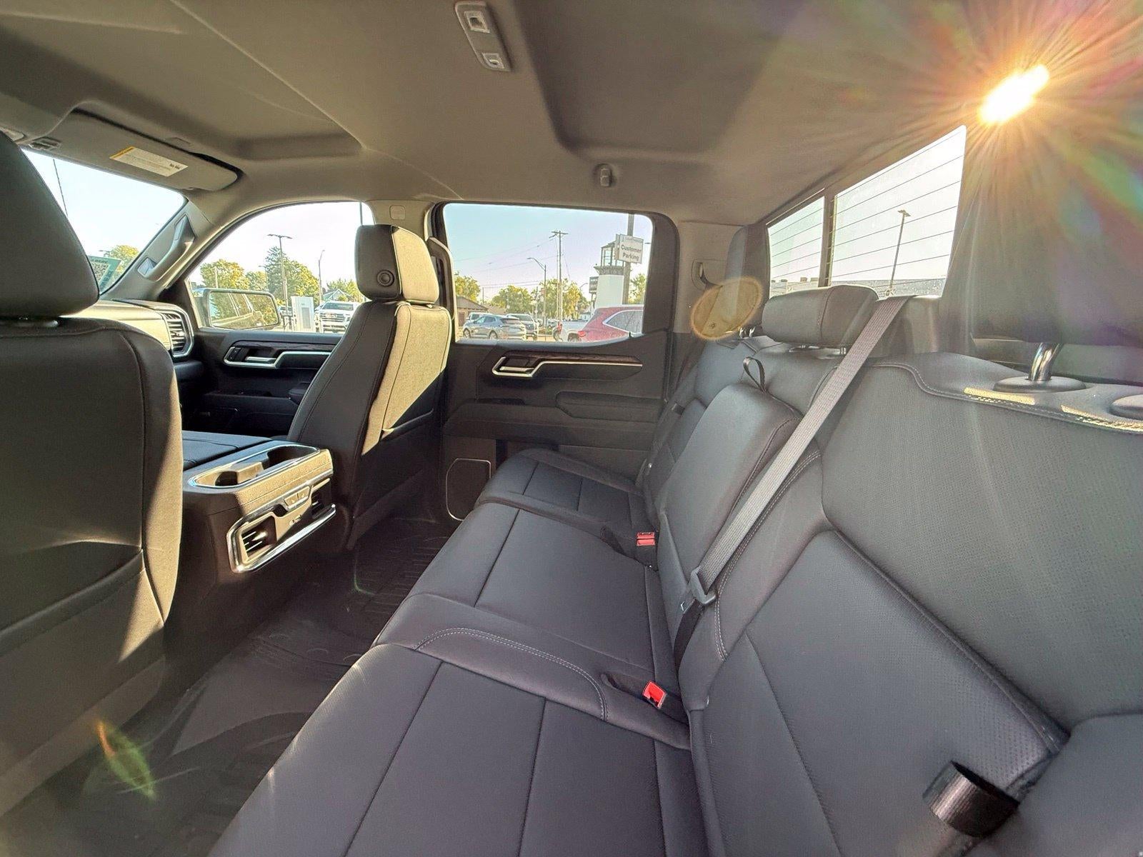 2026 GMC Sierra 1500 SLT - Photo 25