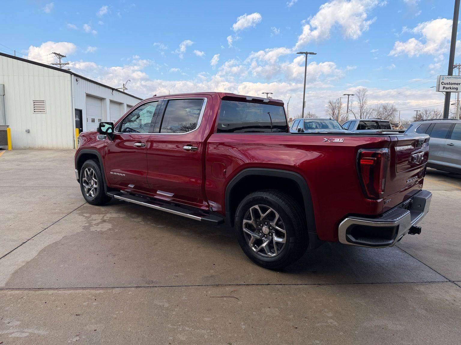 2023 GMC Sierra 1500 SLT