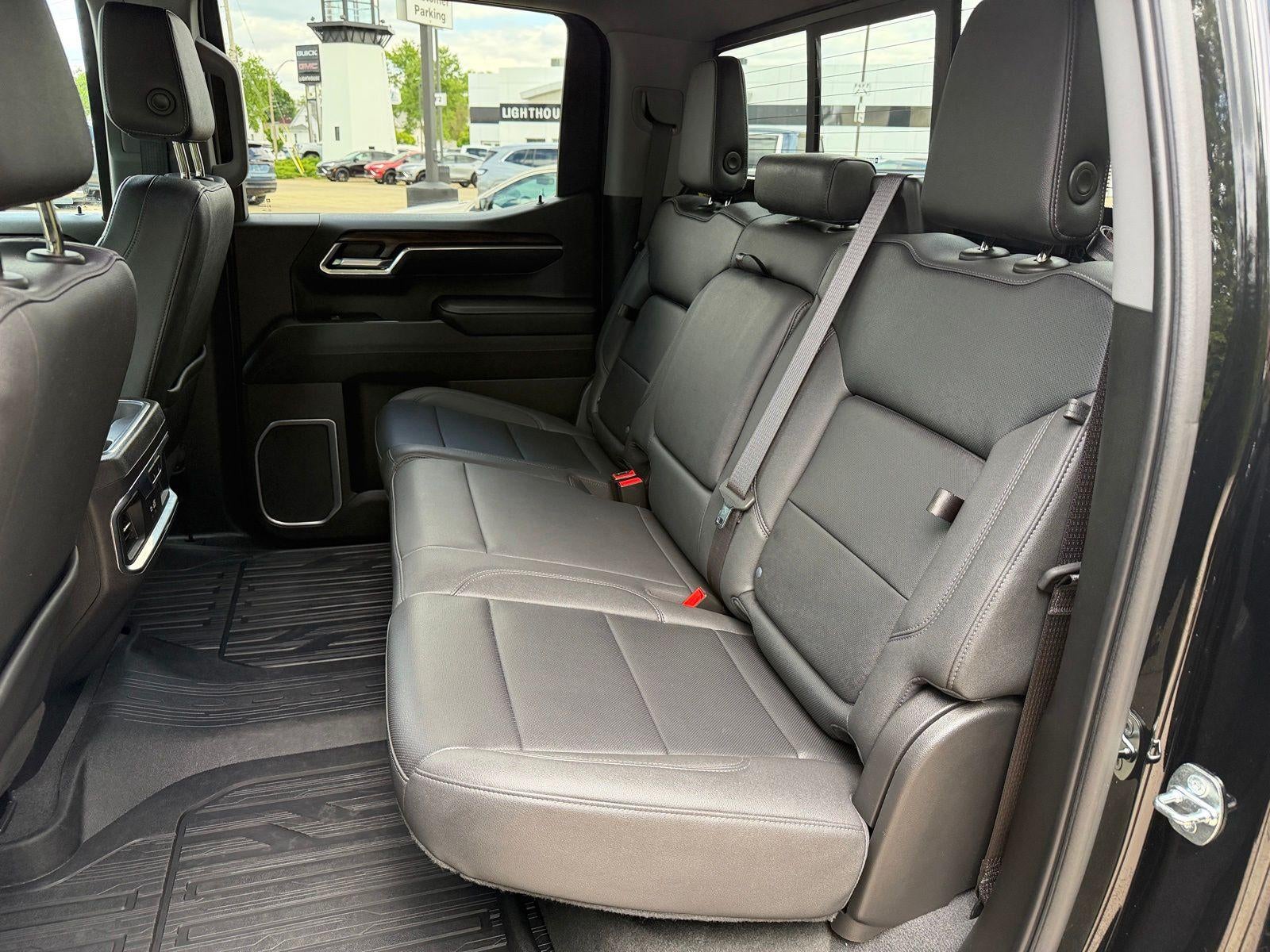 2023 GMC Sierra 1500 SLT