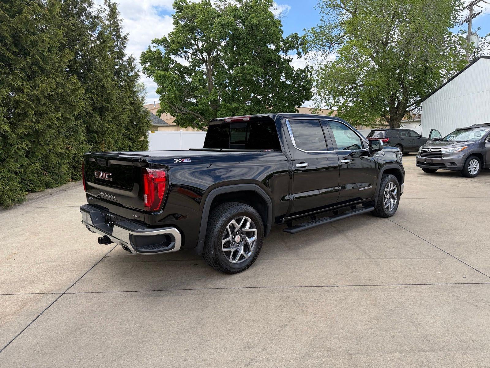 2023 GMC Sierra 1500 SLT
