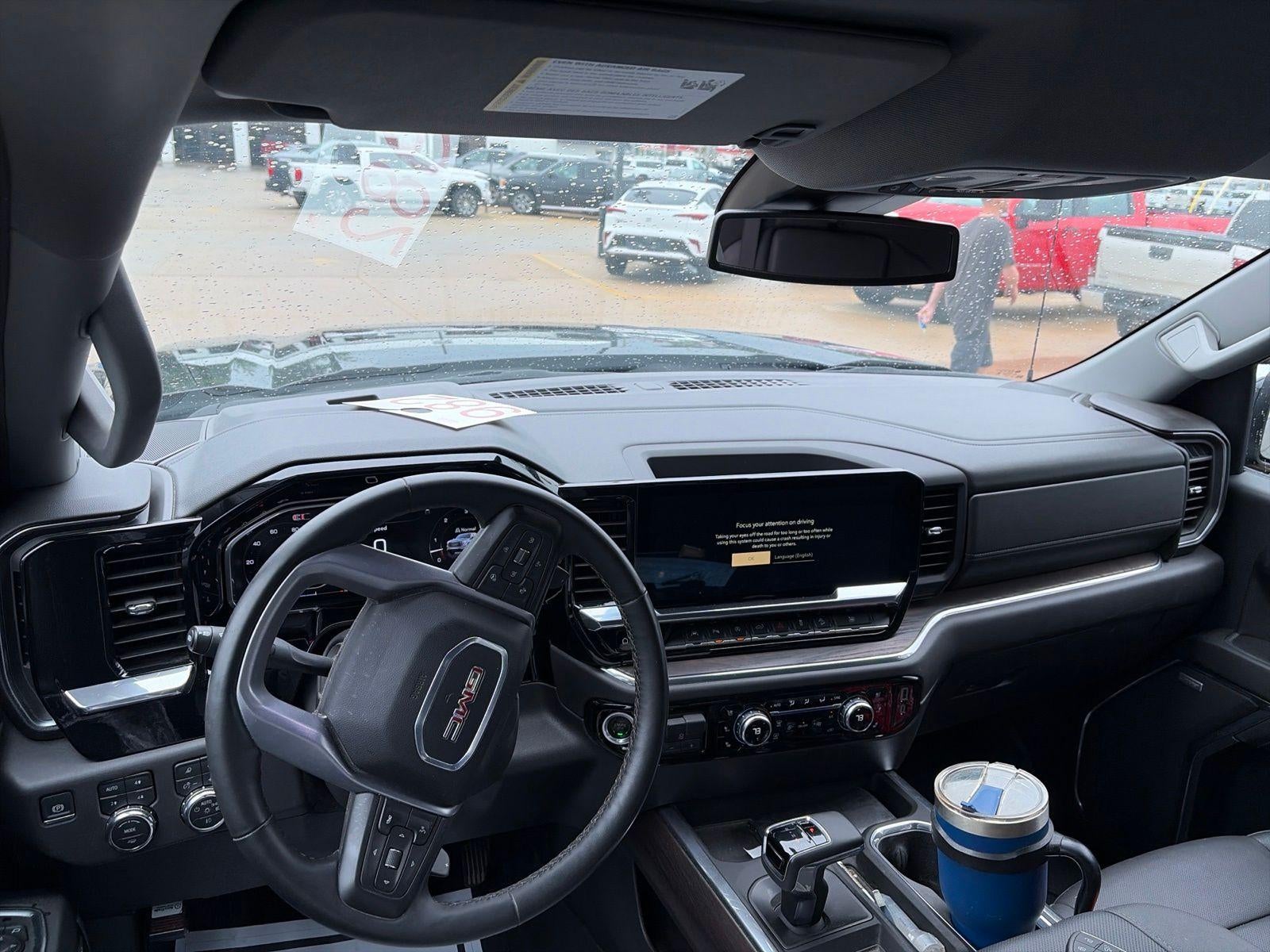 2024 GMC Sierra 1500 SLT