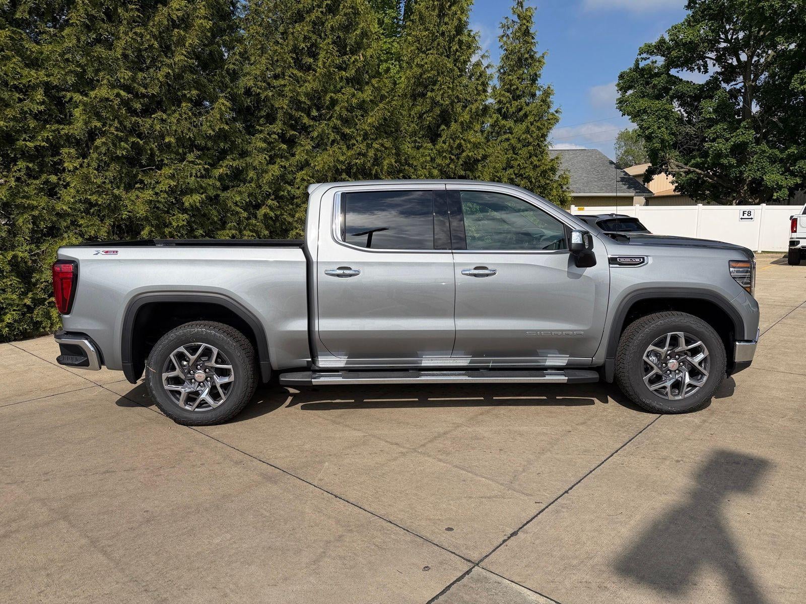 2026 GMC Sierra 1500 SLT - Photo 31