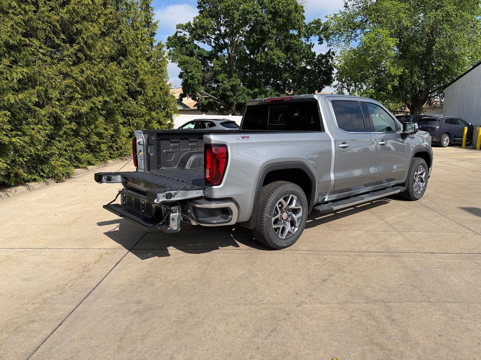 2026 GMC Sierra 1500 SLT - Photo 32