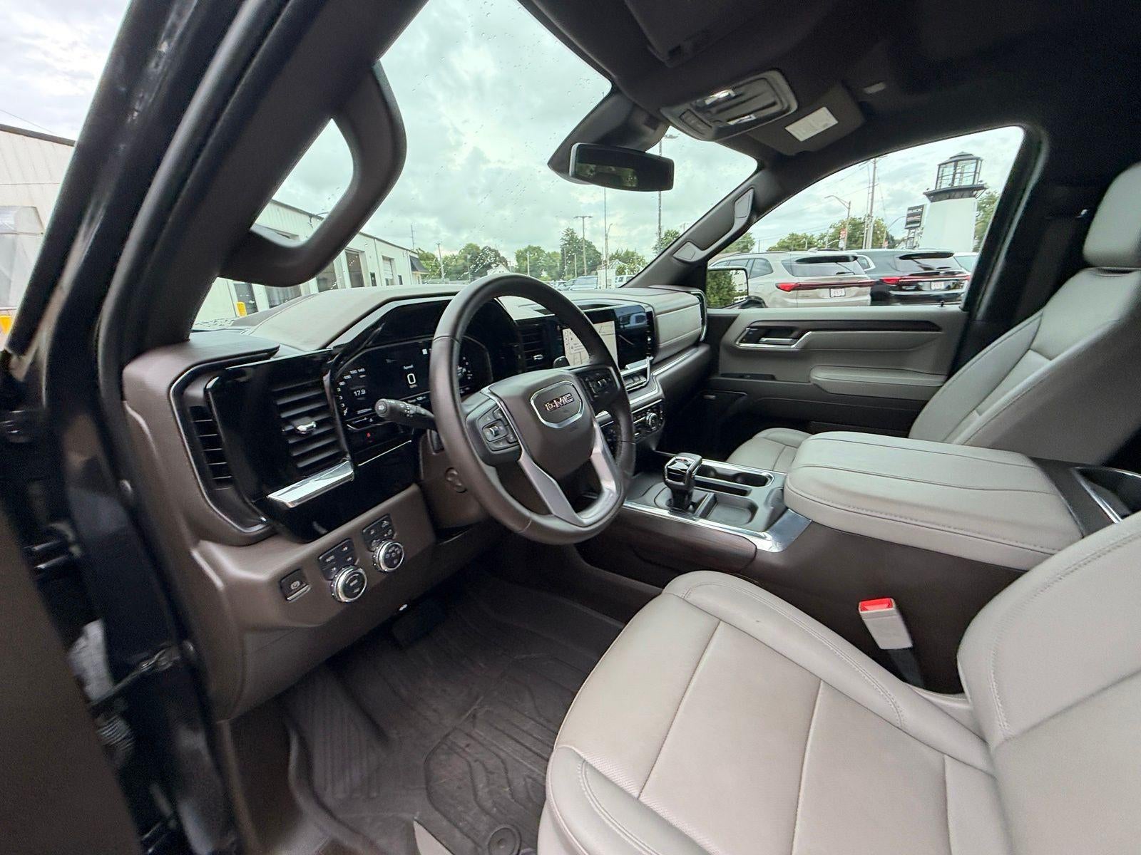 2023 GMC Sierra 1500 SLT