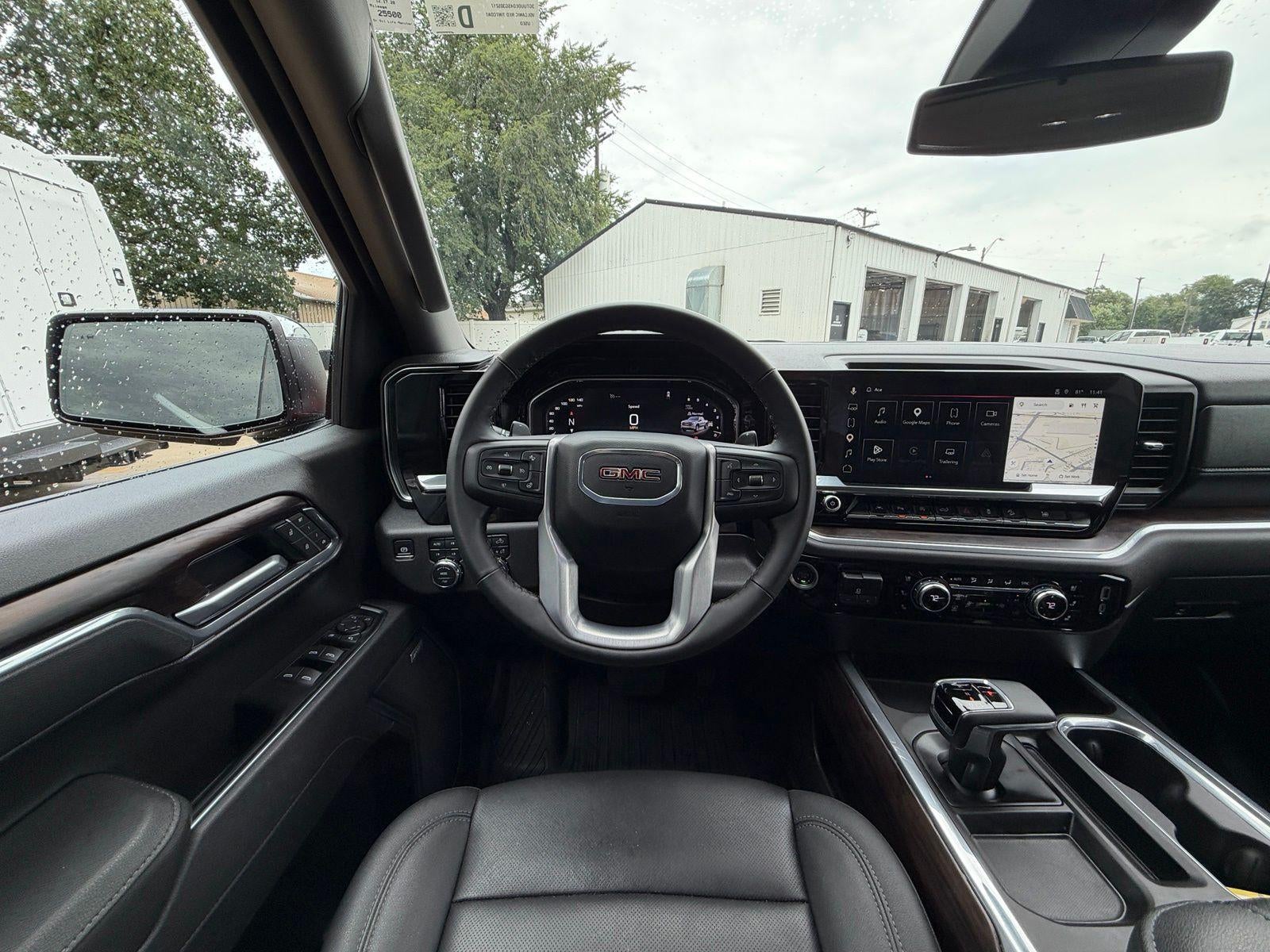 2025 GMC Sierra 1500 SLT
