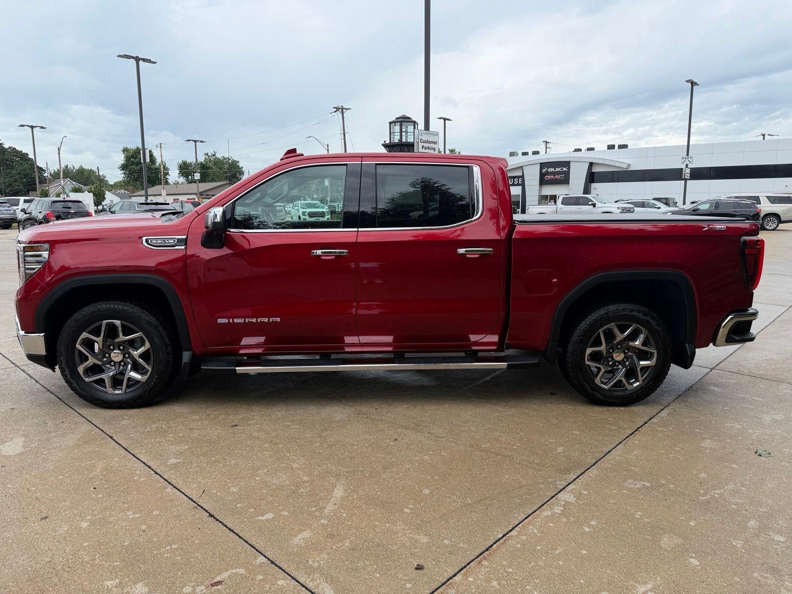 2025 GMC Sierra 1500 SLT