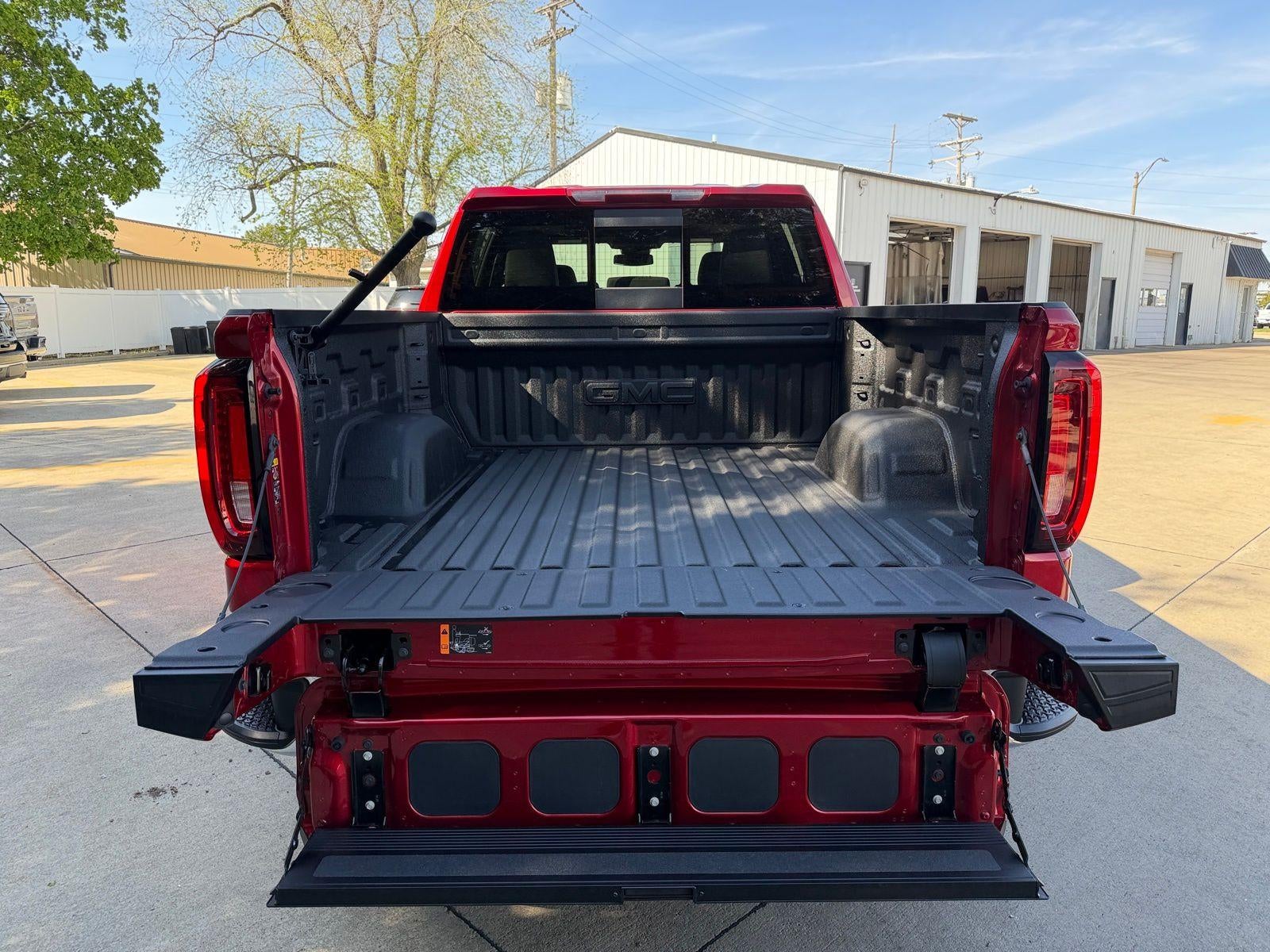 2025 GMC Sierra 1500 Base